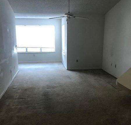 3rd image of 1401 Village 1926 Blvd