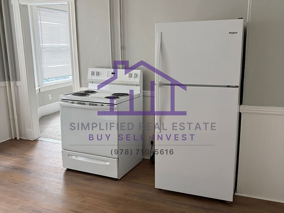 1st image of 16 Howe St #1