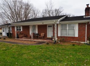 80 Overlook Rd, Irvine, KY 40336