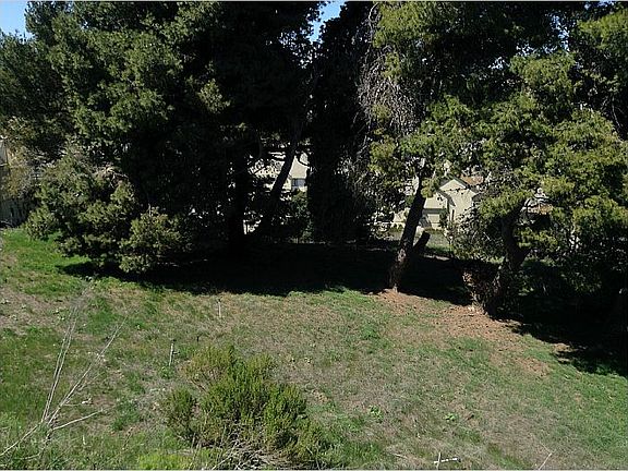 2nd image of 4381 Mount Vernon Dr