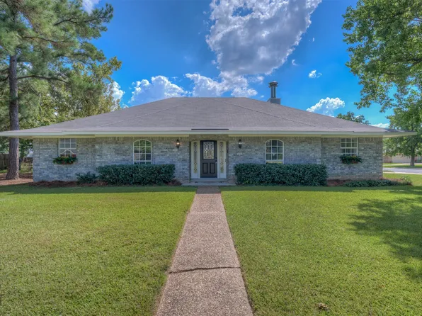 438 Mayfair Dr, Bossier City, LA 71111