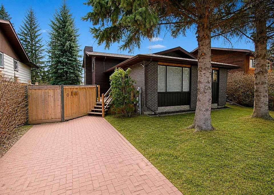 1st image of 107 N Greig Dr