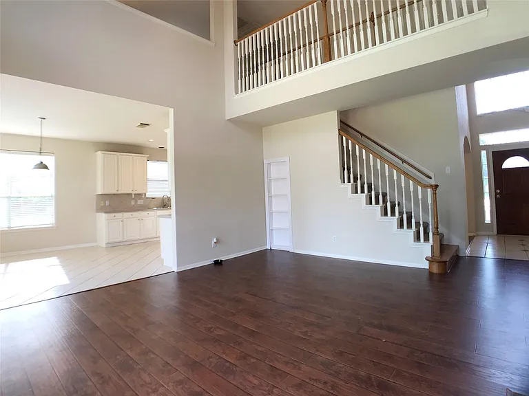 6323 Sunset Cove Ln — Photo 7