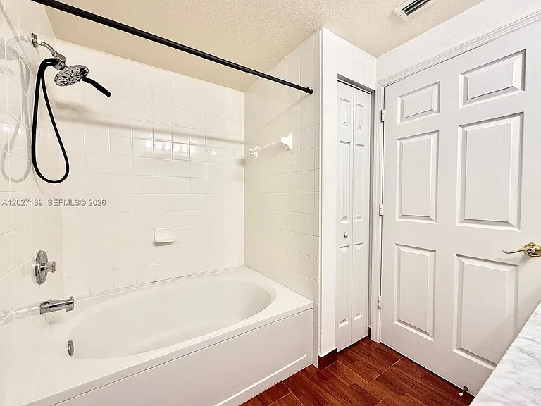 3022 Alcazar Pl #101 — Photo 13