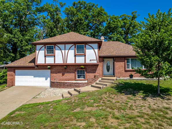 5004 Woodhaven Dr, Jefferson City, MO 65109