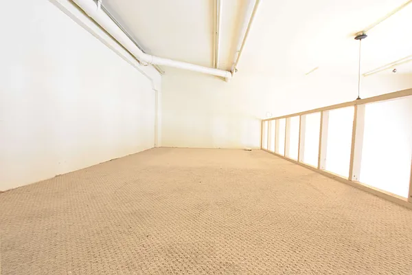 Rented by Clove Realty LLC | media 35