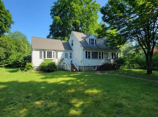 48 Andover St, Wilmington, MA 01887