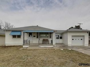 3916 F St, Omaha, NE 68107