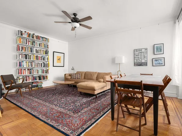 71 Ocean Pkwy APT 4N, Brooklyn, NY 11218