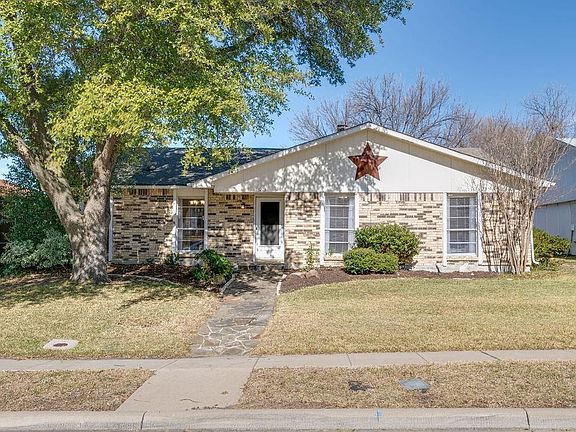 2nd image of 3213 Kenwood Dr