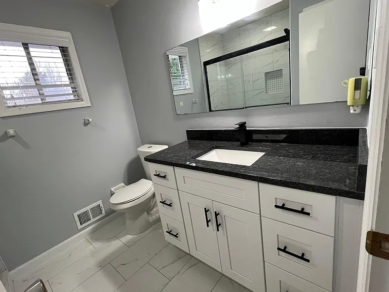 6959 Lockridge Dr — Photo 23