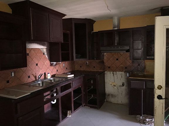 3rd image of 8030 Camino Escondido St