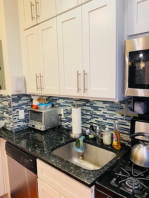 Rented by Bank Neary | media 35