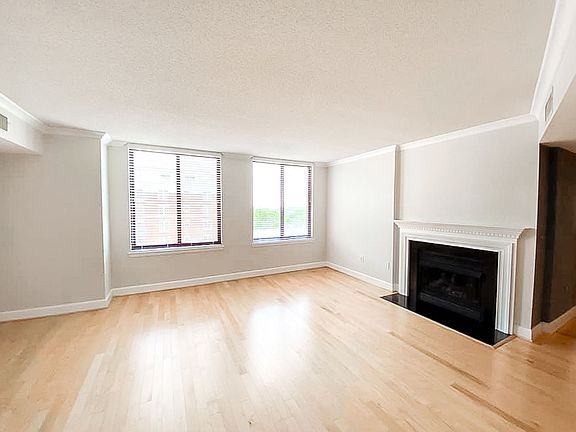 4th image of 1205 N Garfield St APT 804
