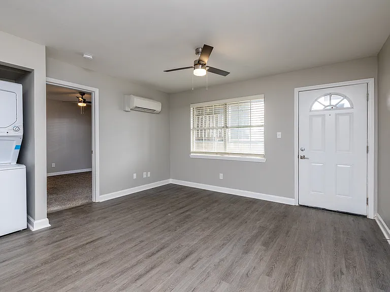 Canterbury Premium Entrance & Living Space