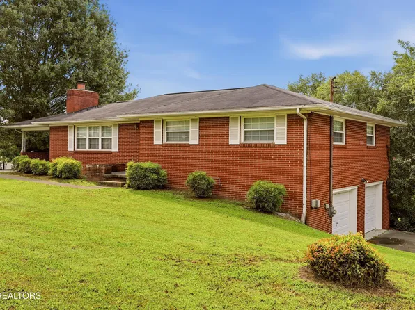 4214 Shangri La Dr, Knoxville, TN 37914