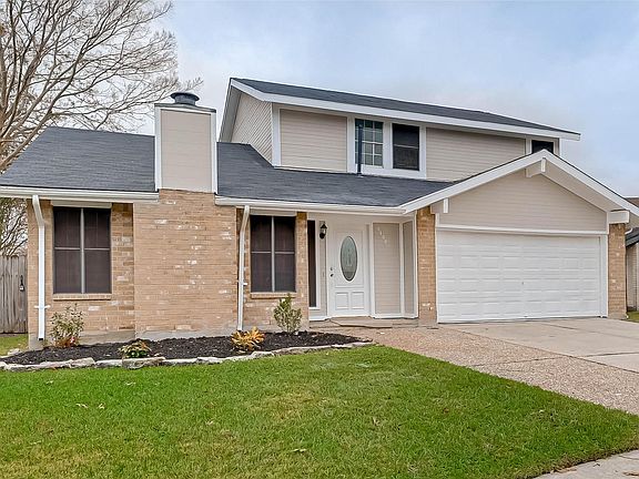 3rd image of 6406 Vickie Springs Ln