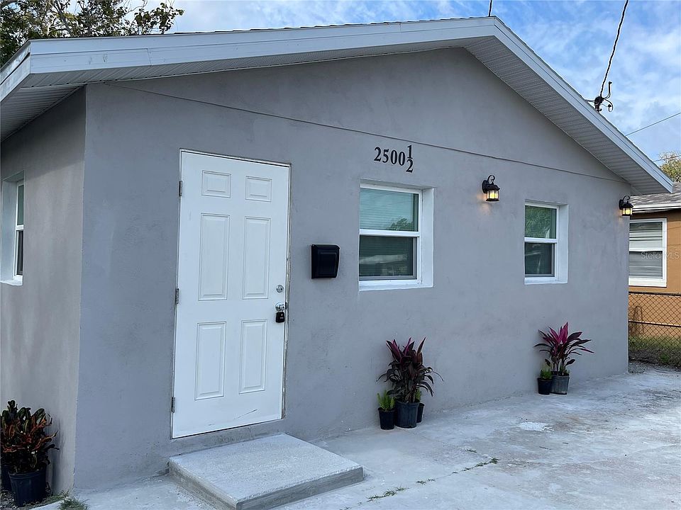 1st image of 2500 1/2 17TH AVENUE S
