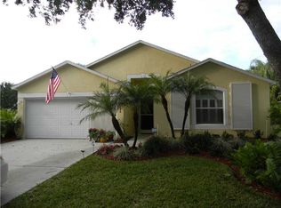 699 Collier Lake Cir, Sebastian, FL 32958