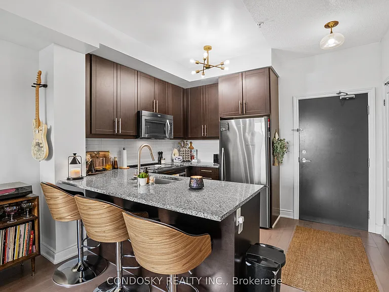 3170 Erin Mills Pkwy #311 — Photo 7