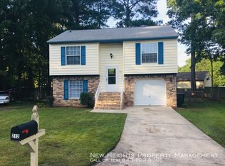 212 Pheasant Run Dr, North Charleston, SC 29420