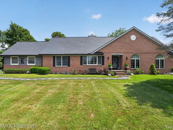 4457 Bradley Rd
