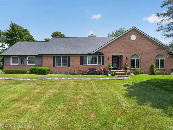 4457 Bradley Rd, Gregory, MI 48137