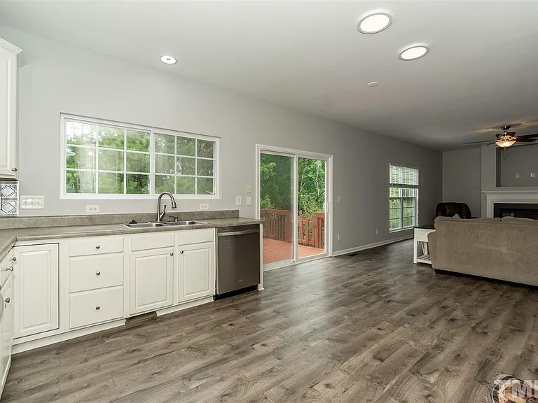 448 Texanna Way — Photo 13