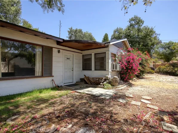 9940 Sunland Blvd, Sunland, CA 91040