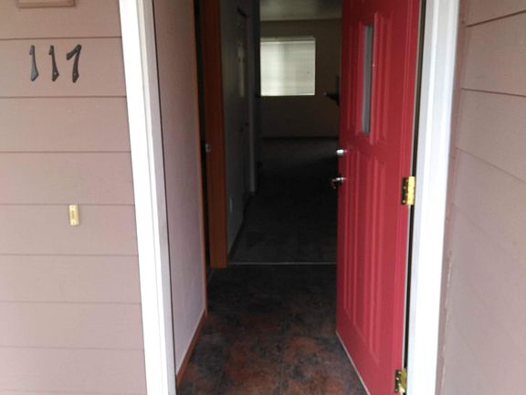 2nd image of 117 N Indiana Ave
