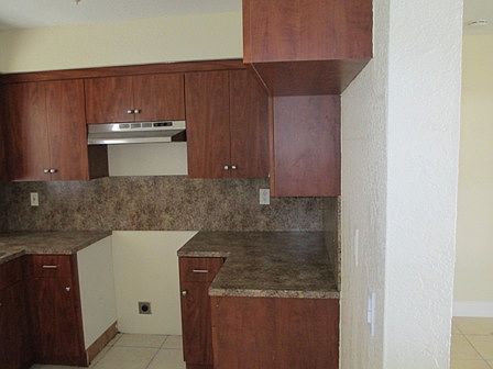 2nd image of 1124 Chateau Park Dr