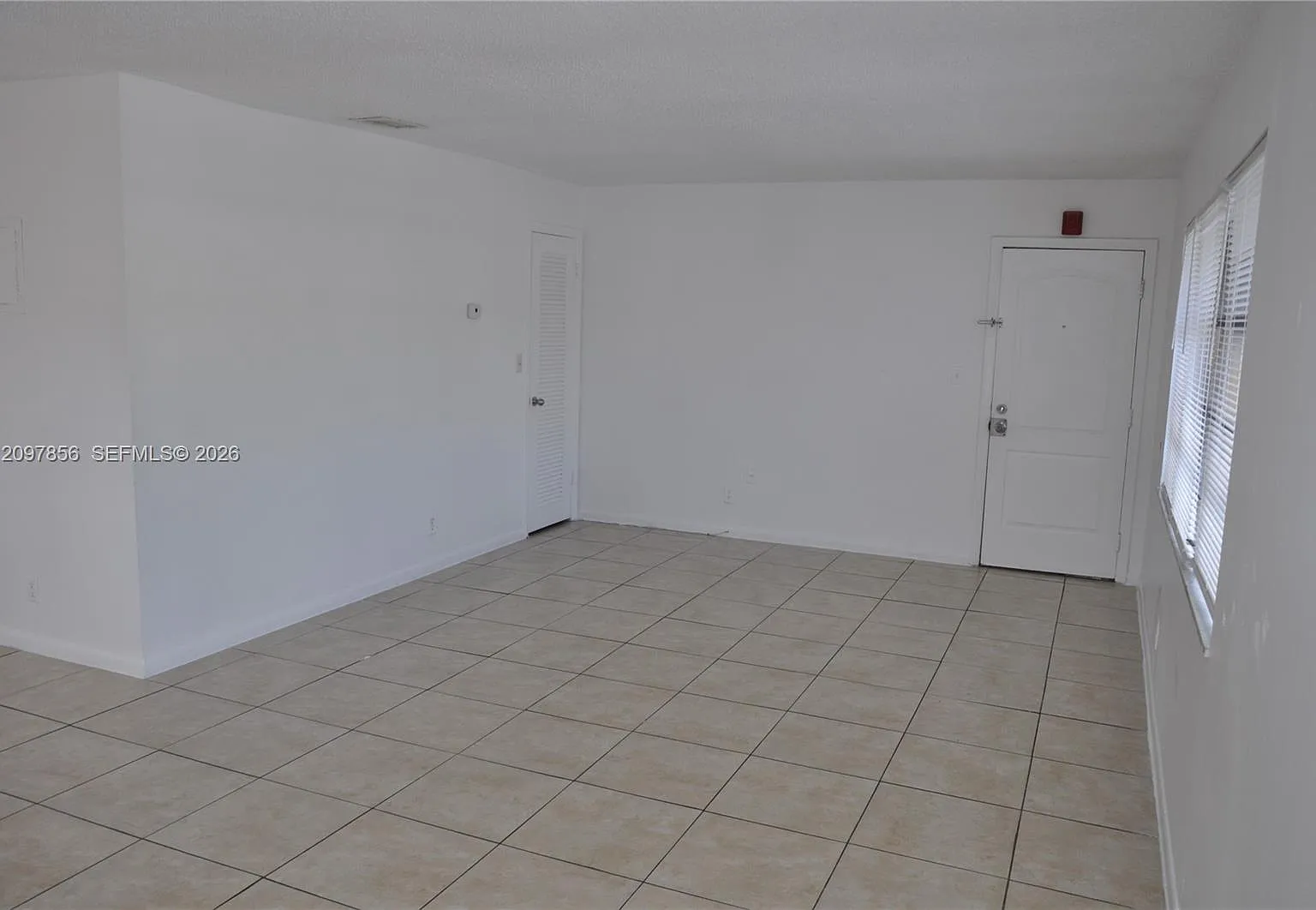 Villas At Coral Springs — Photo 2