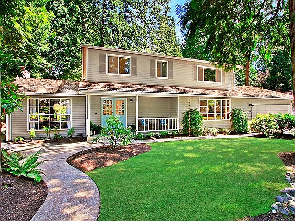 2nd image of 2914 Sahalee Dr E