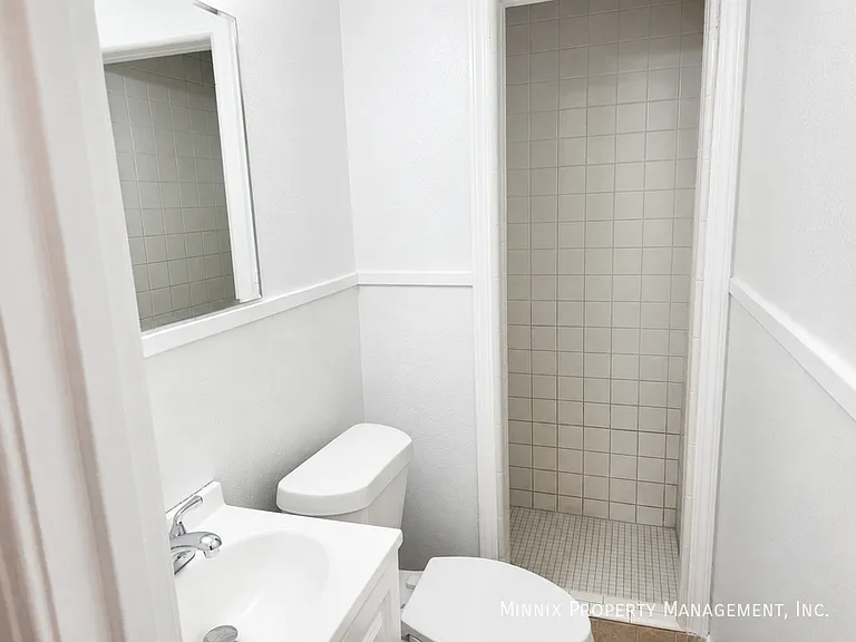 2304 Avenue U — Photo 9