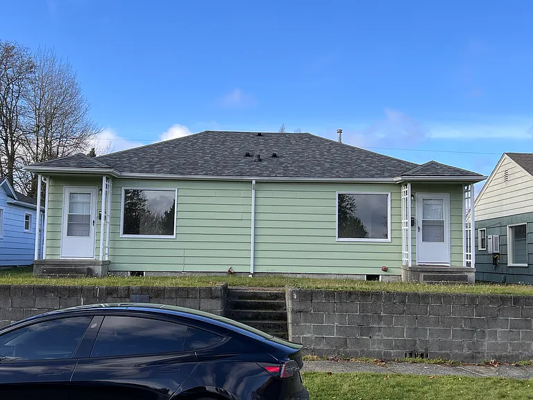 227 Thomas St NW — Photo 11