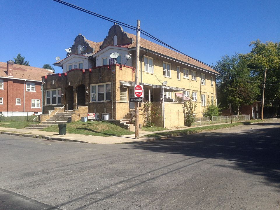 2nd image of 231 S West St #2