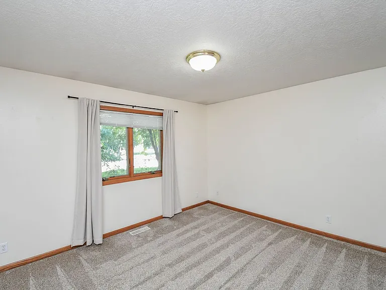 5937 S Lois Ln — Photo 25