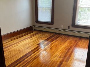 32 Walnut St, Rochester, NH 03867