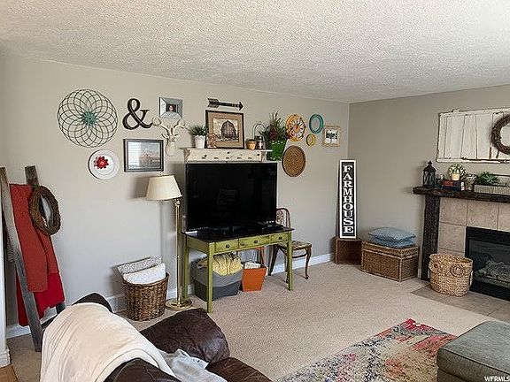 5th image of 109 E Sandpiper Ln