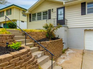 6634 Curtis Ave, Omaha, NE 68104