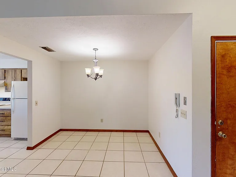 9017 Manchester Ln #21E — Photo 11