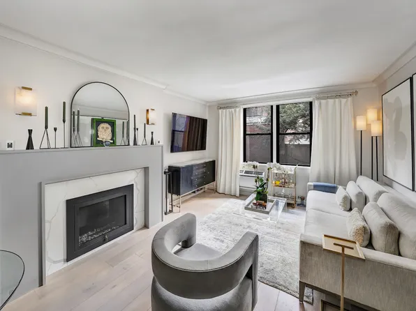 250 West 15th Street 1I image 1 of 12