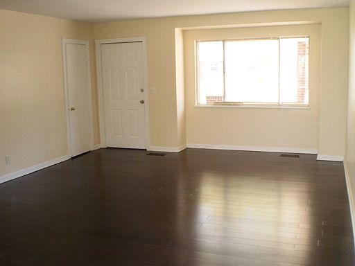 2nd image of 519 Belmont Ave