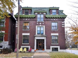 3558 Halliday Ave, Saint Louis, MO 63118
