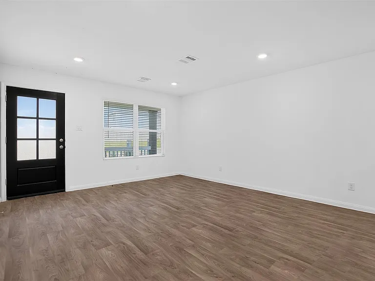 11806 Holly Hurst Dr — Photo 4