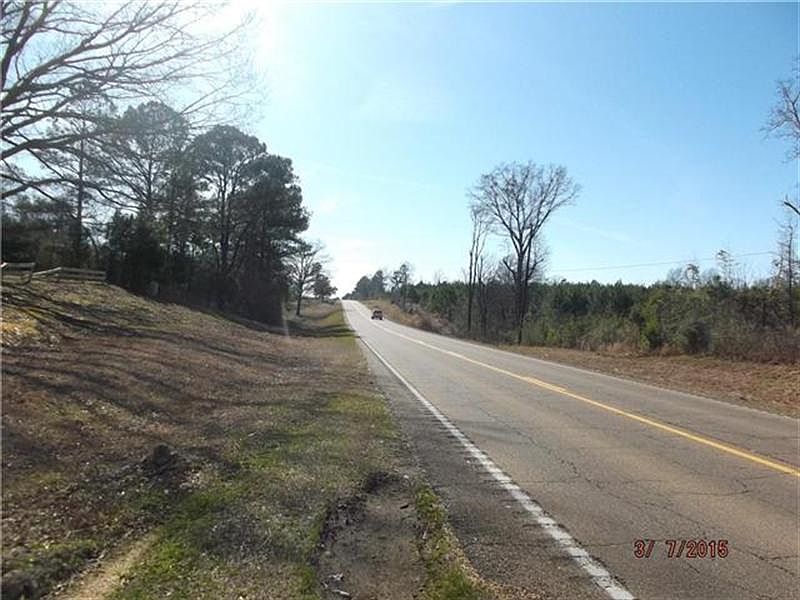 2nd image of 4071 Simpson Hwy 28 W
