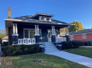 813 Glenwood Ave, Joliet, IL 60435