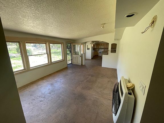 2nd image of 17C Five Jays Ln #A