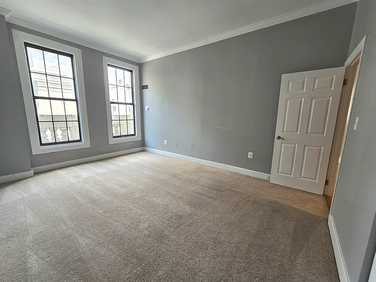 1 E Chase St #310 — Photo 15
