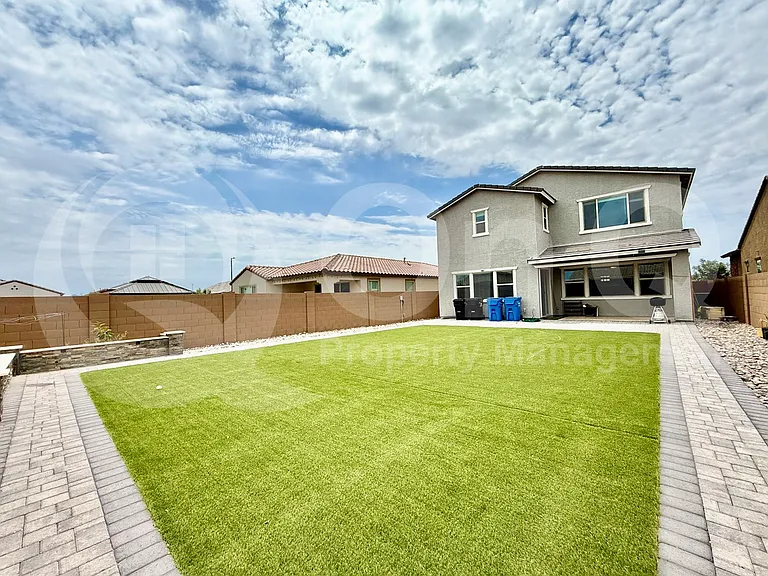 4321 N 94th Dr — Photo 29